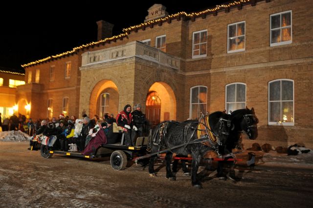 Horse and carriage ah Government House